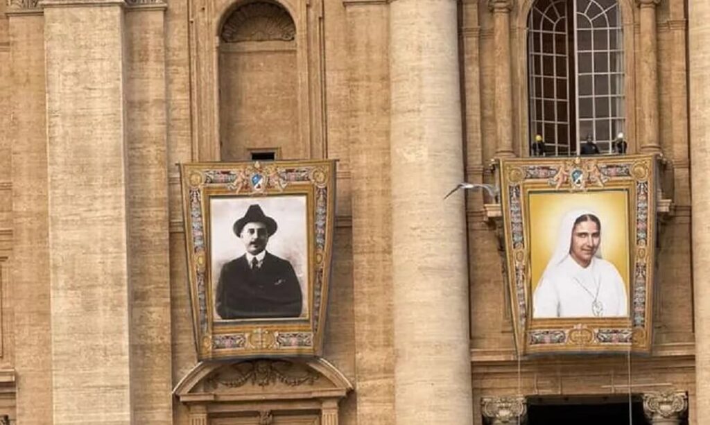 imagenes de jose gregorio hernandez y carmen rendiles se exhiben en el vaticano (1)