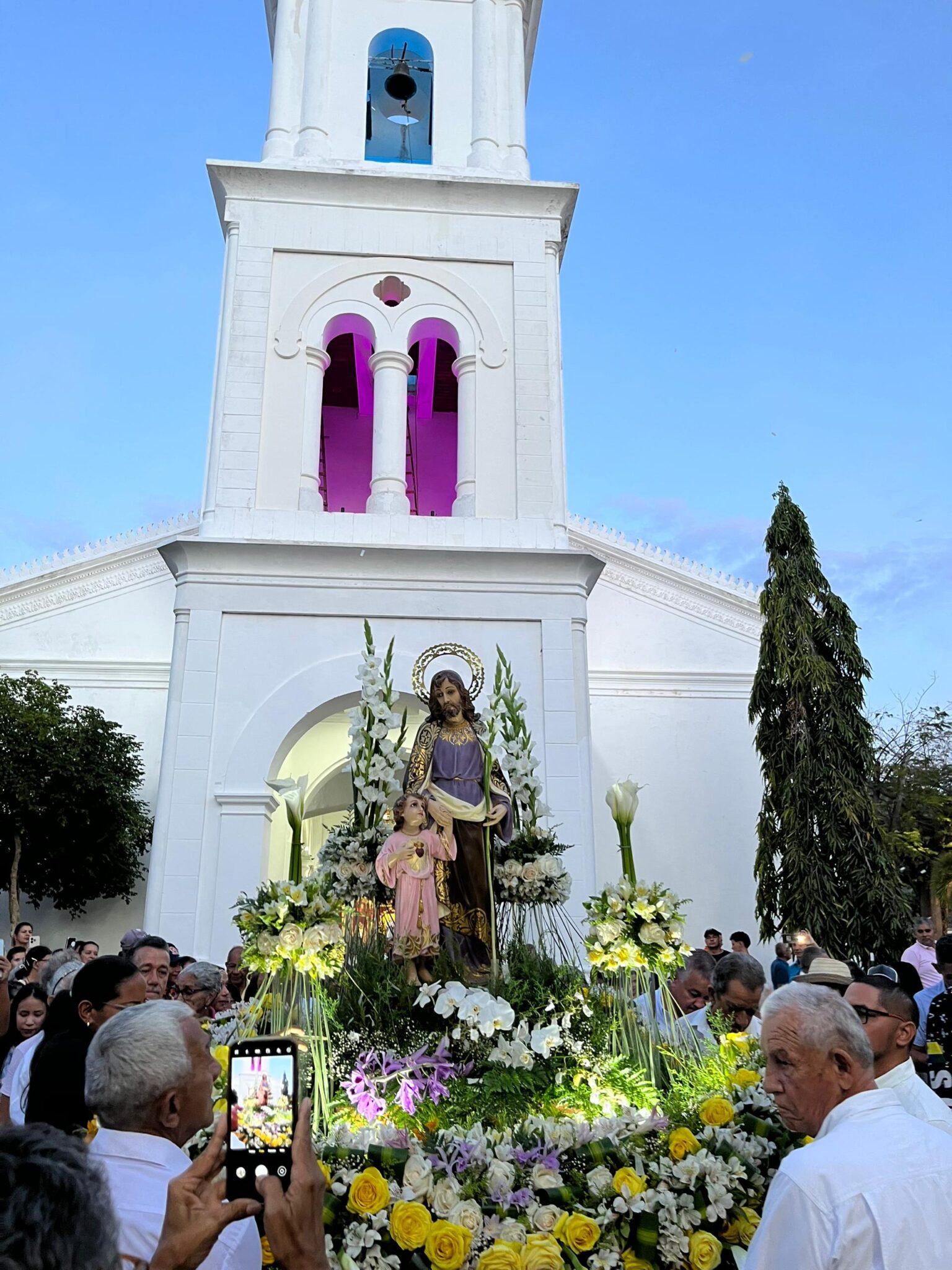 PARAGUACHÍ SE RINDE ANTE SU CUSTODIO whatsapp image 2026 03 31 at 11.46.26 pm (2)